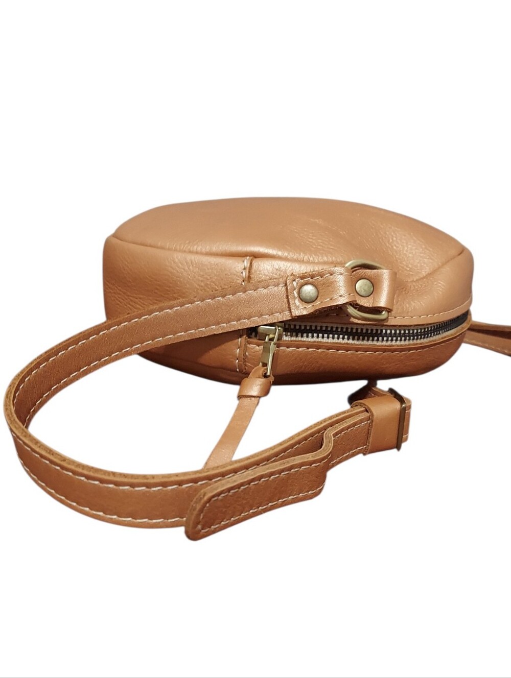 Portland Leather Hava Circle Bag Limited Edition Like New - Picture 7 of 12
